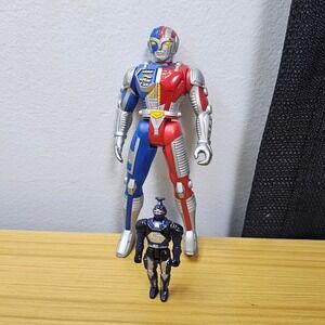 Sabans VR Troopers Kenner Ryan Steele Metalder Action Figure 1996 Bandai Beetle